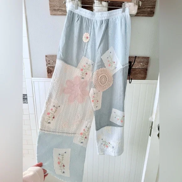 POL Wide Leg Patchwork Pants in Light Blue with Cream Accents - Picture 5 of 8